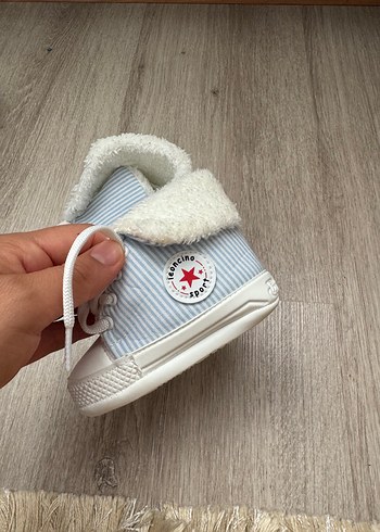 Diğer Beyaz Tüylü Çizgili Erkek Bebek İlk Adım Ayakkabısı