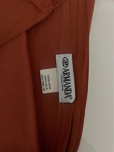  Beden Armanda ipek şal