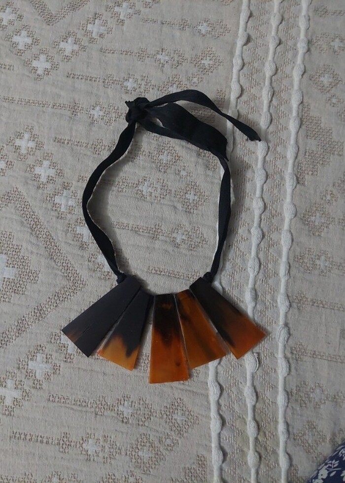 yargıcı kolye - Görsel 2