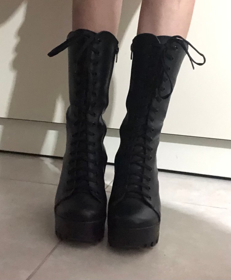 Siyah Deri Platform Topuklu Gotik Kadın Bot - Görsel 4