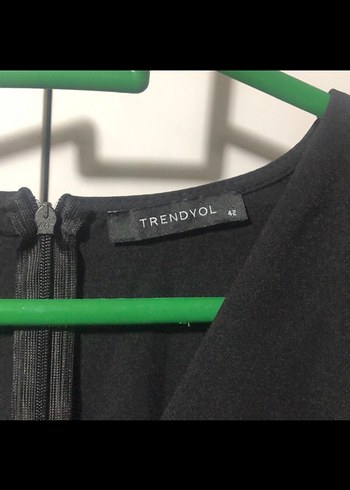 Siyah Midi V Yakalı elbise - Görsel 3