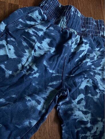 Batik desen Bershka esofman - Görsel 2