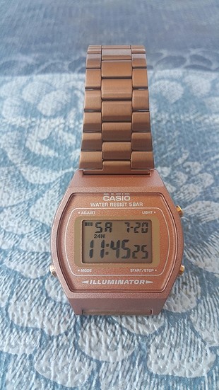 Casio rose dijital