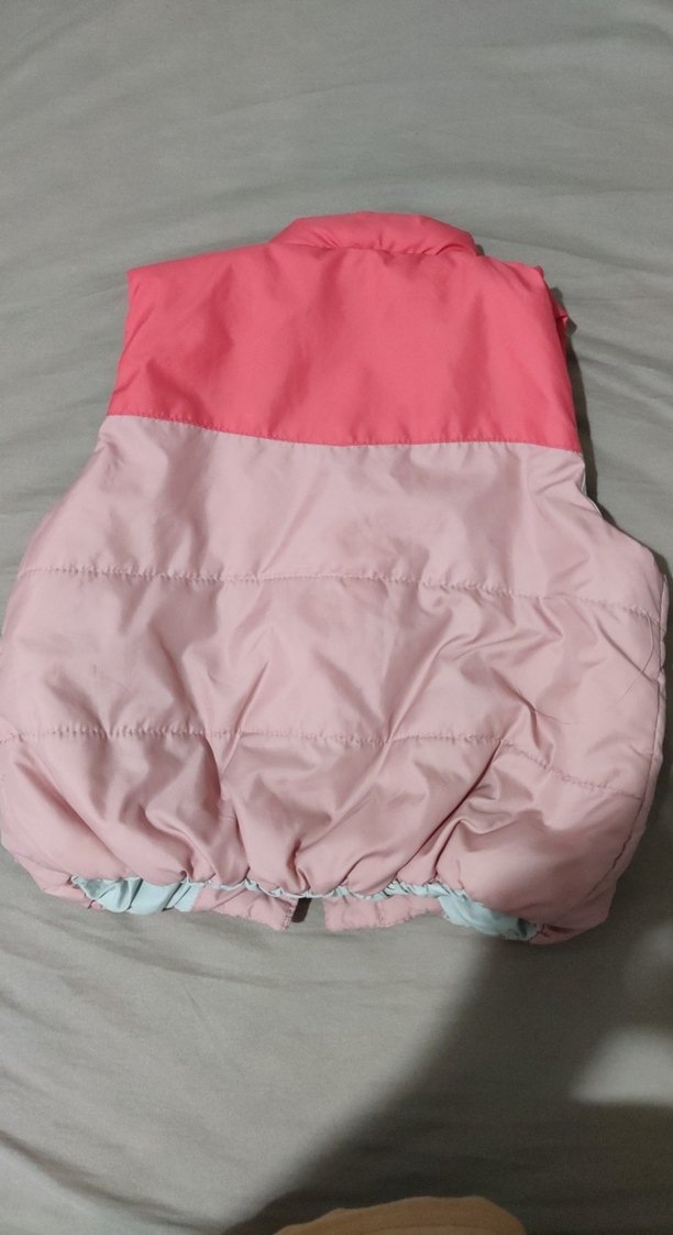 Düğmeli Pembe Kız Çocuk Yeleği - Görsel 2