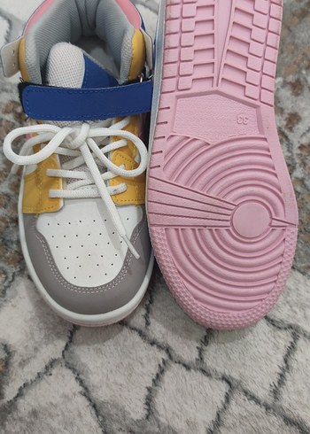 Kız Çocuk Çok Renkli Bağcıklı Spor Ayakkabı - Görsel 3