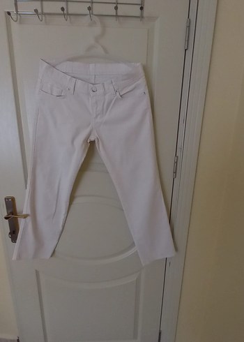 Kadın Bej Kemerli Kot Pantolon
