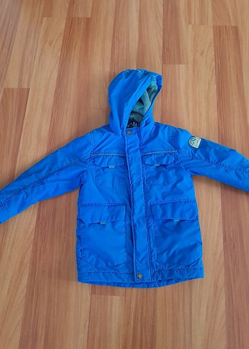 Mavi Kapüşonlu Erkek Çocuk Mont - Görsel 4