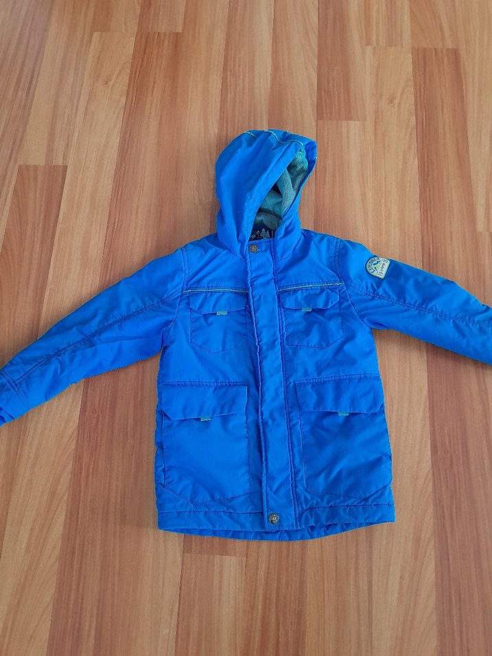 Mavi Kapüşonlu Erkek Çocuk Mont - Görsel 4