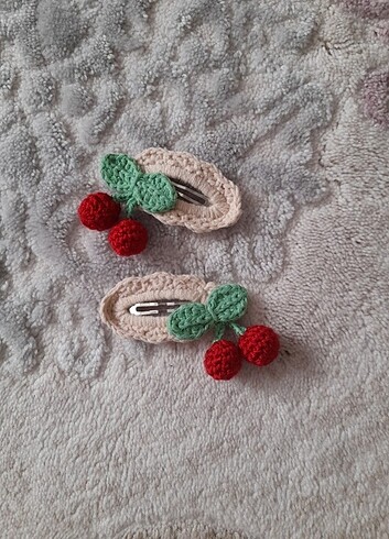 Kirazlı tokalı çanta - Görsel 3