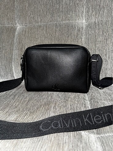 calvin klein çanta