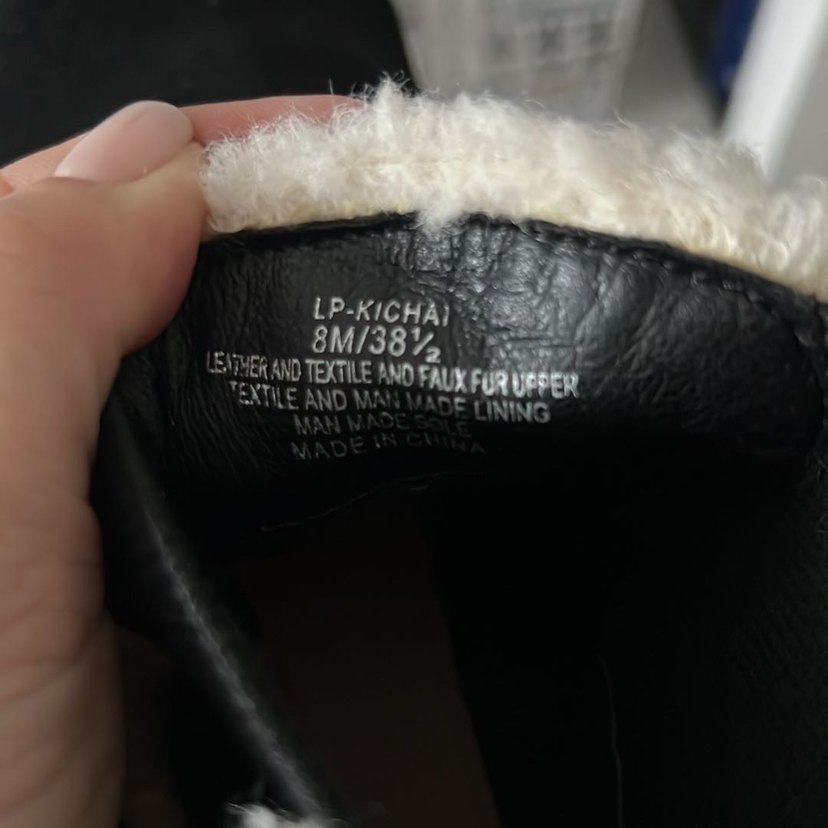 Siyah Kürklü Kadın Bot - Görsel 4