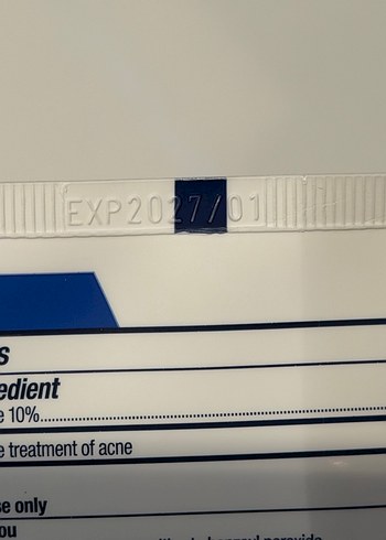 PanOxyl Akne Köpüklü Yüz ve Vücut Temizleyici - Görsel 3
