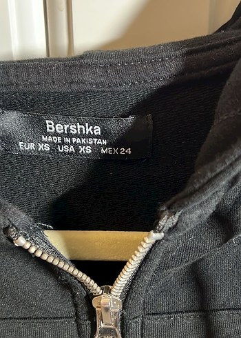 Siyah Fermuarlı Yüksek Yaka Crop Sweatshirt - Görsel 4