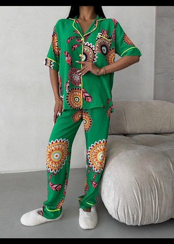 Renkli Bağlama Desenli Bohem Kadın Pijama Takımı