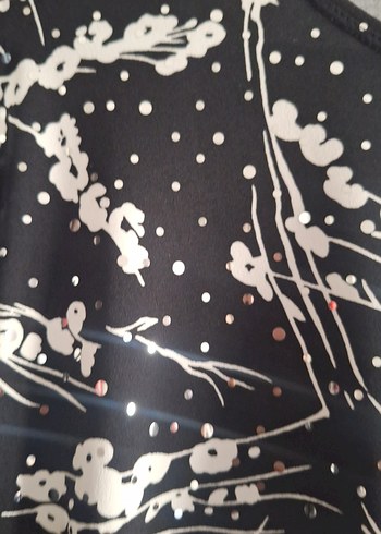 Gri Uzun Kollu Desenli Kadın Bluz - Görsel 2