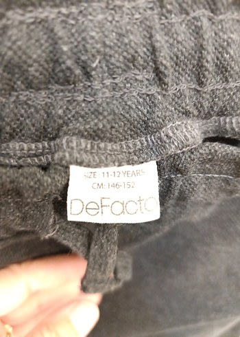 Erkek Gri Rahat Kesim Şort - Görsel 4