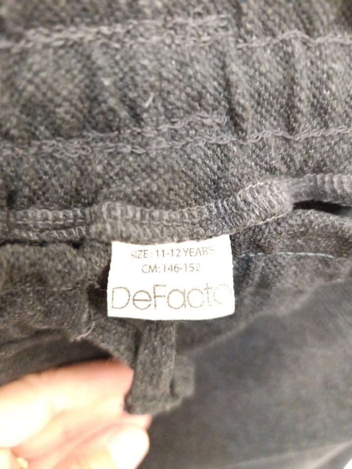 Erkek Gri Rahat Kesim Şort - Görsel 3