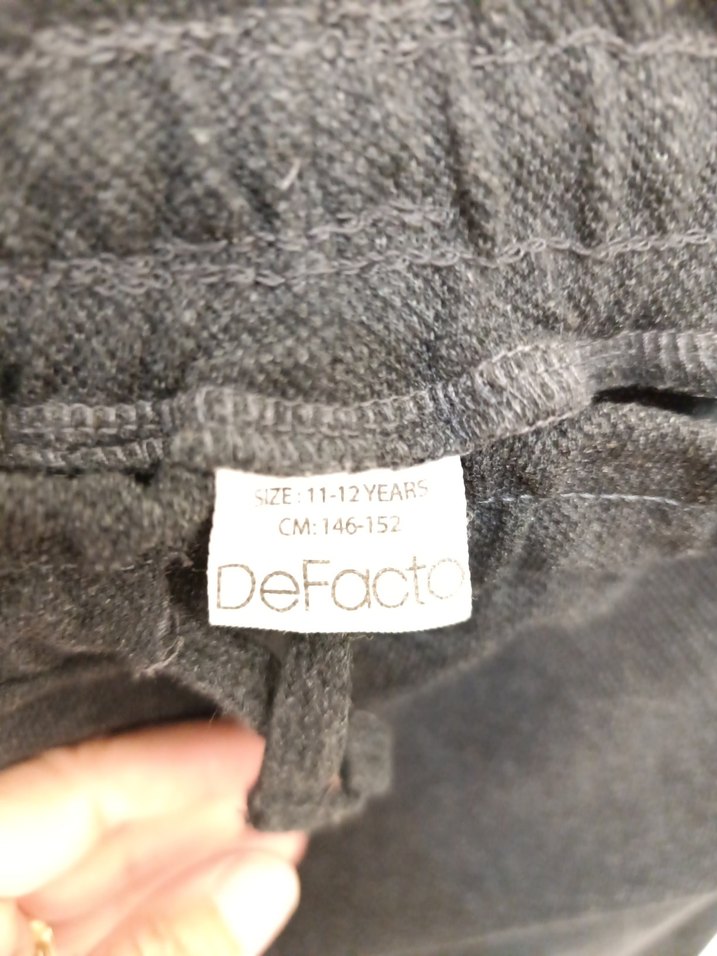 Erkek Gri Rahat Kesim Şort - Görsel 4