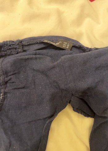 Kız Çocuk Lacivert V Yaka Kolsuz Triko Yelek - Görsel 2