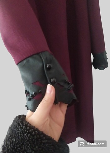 40 Beden bordo Renk Bordo pardösü ve armine esarp