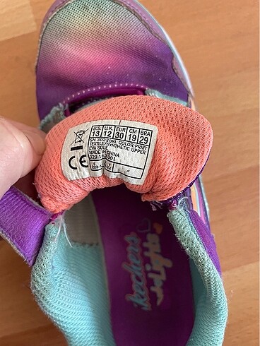 30 Beden mor Renk Skechers kiz cocuk ayakkabı