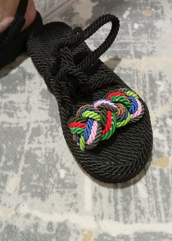 Diğer Renkli Bağcıklı Dolgu Topuklu Kadın Sandalet