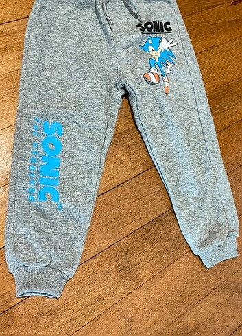 4 Yaş Beden ZARA SONIC ÇOCUK EŞOFMAN TAKIMI