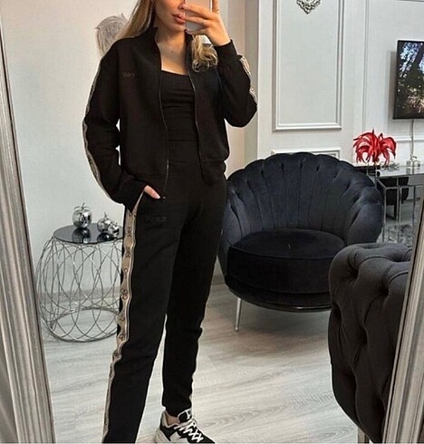 m Beden Guess ikili takım