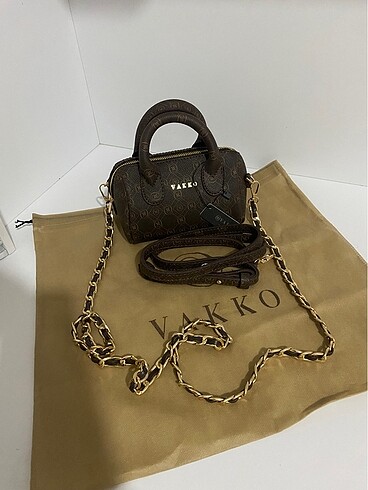 Vakko zincirli mini speedy çanta