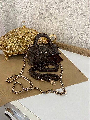 Vakko zincirli mini speedy çanta