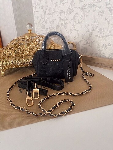 Vakko zincirli mini speedy çanta