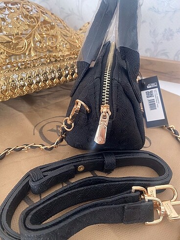Beden siyah Renk Vakko zincirli mini speedy çanta