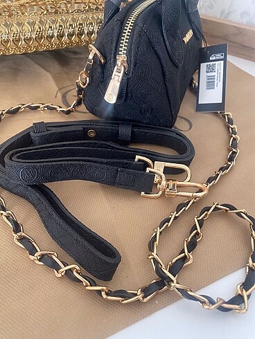 Beden Vakko zincirli mini speedy çanta