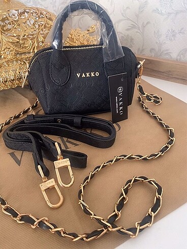 Vakko Vakko zincirli mini speedy çanta