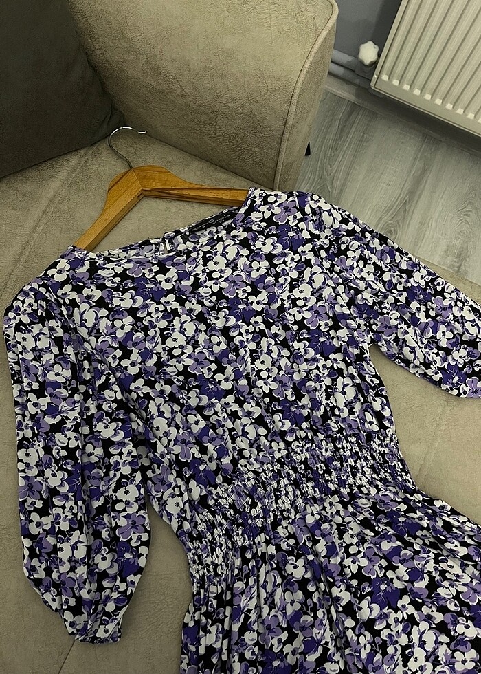 Çiçekli elbise - Görsel 2