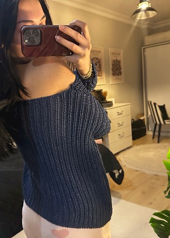 Yırtık desenli lacivert triko - Görsel 2