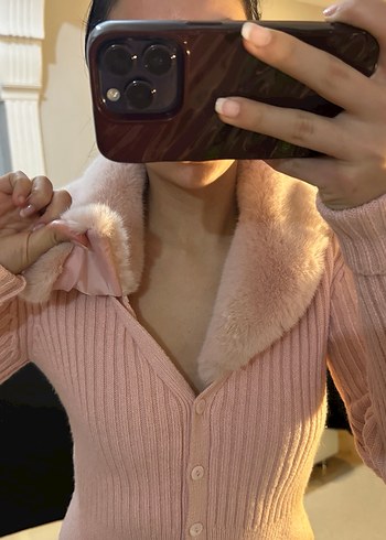 Zara pembe kürklü hırka - Görsel 4