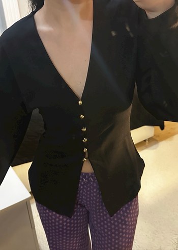 H&M V Yaka Uzun Kollu Bluz - Görsel 4