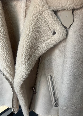 Bershka Kürklü Kadın Ceket - Görsel 3