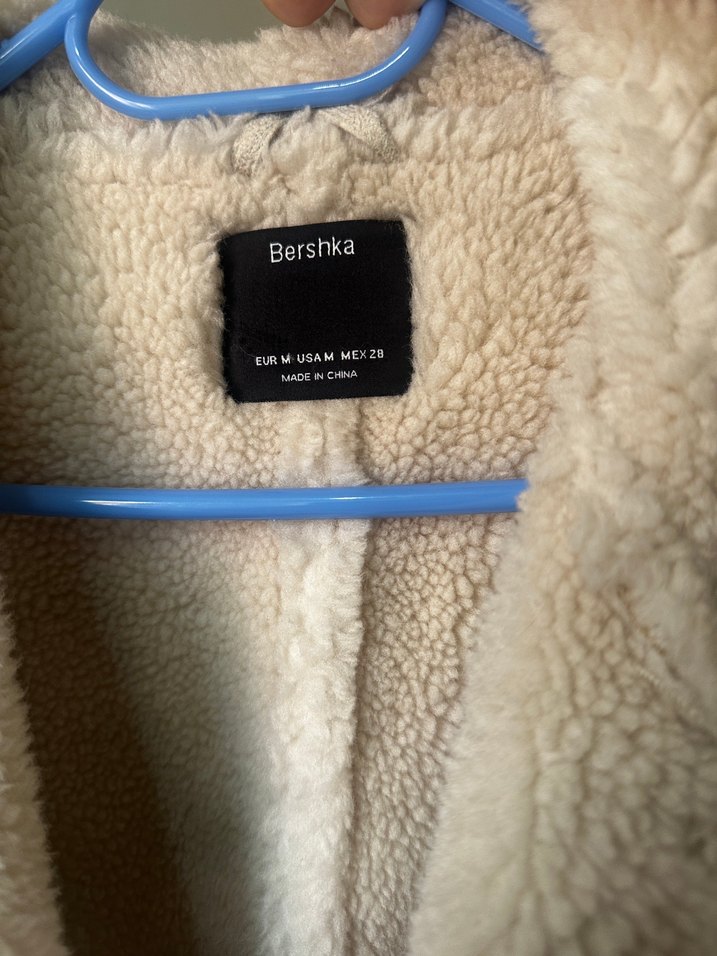 Bershka Kürklü Kadın Ceket - Görsel 4