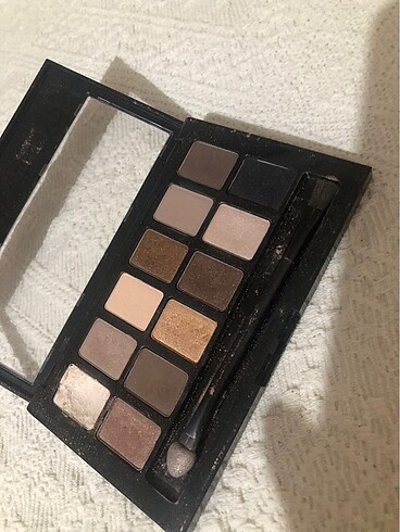 Beden Maybelline far paleti