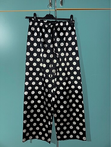 Saten puanlı pijama altı