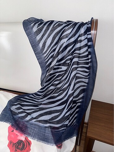 Zebra desenli ŞAL eşarp