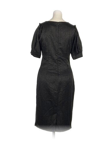 40 Beden PreLoved Uzun Elbise %70 İndirimli.