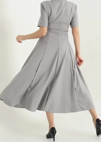 Gri Midi  Elbisesi V Yaka Drapeli - Görsel 4