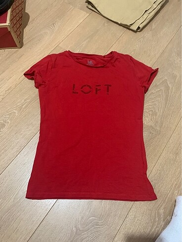 Loft T-shirt