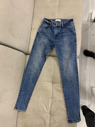 Pull And Bear Jean