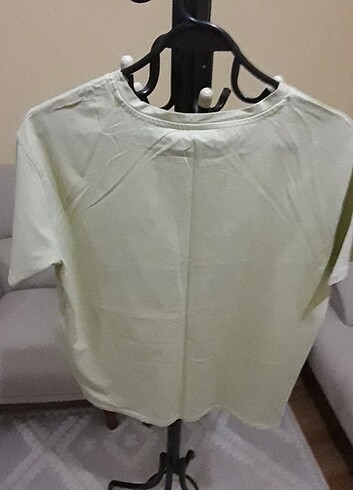 l Beden ten rengi Renk L Beden Krem Rengi Bayan Tshirt