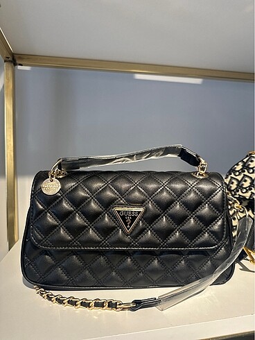 Guess Çanta