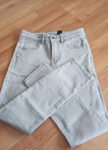 10 Yaş Beden gri Renk Açık gri erkek pantolon
